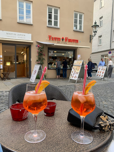 Opinii despre Cafe Cocktailbar Restaurant Le Coq în Augsburg - Gastronomie und Hotellerie