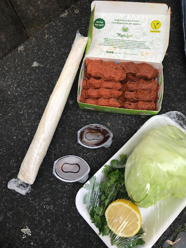 Veganland Çigköfte - Bonn