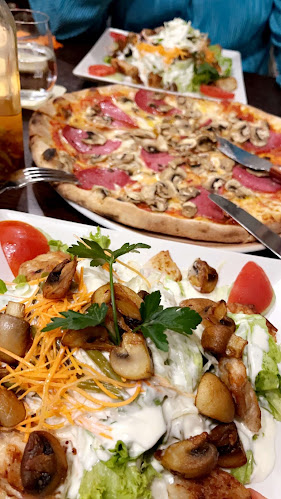 Opinii despre Ristorante-Pizzeria Da Niki în Rastatt - Gastronomie und Hotellerie