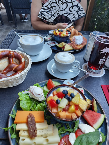 Comentarii opinii despre Café Albert E. Gaststättenbetrieb