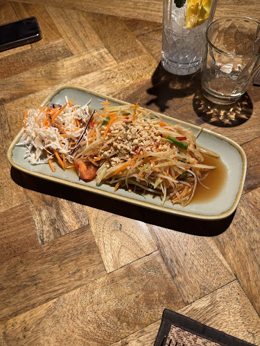 High Thai, Authentic Thai Cuisine - Gastronomie und Hotellerie