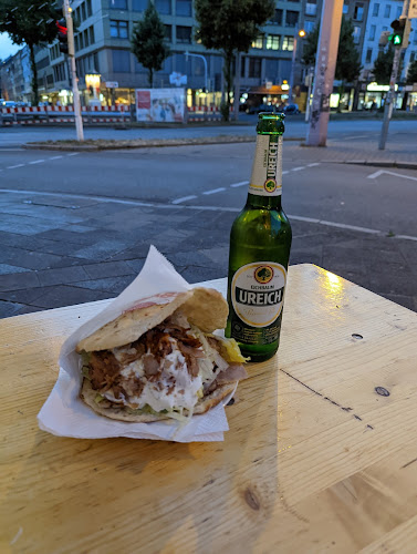Opinii despre King Pizza & Döner în Mannheim - Gastronomie und Hotellerie