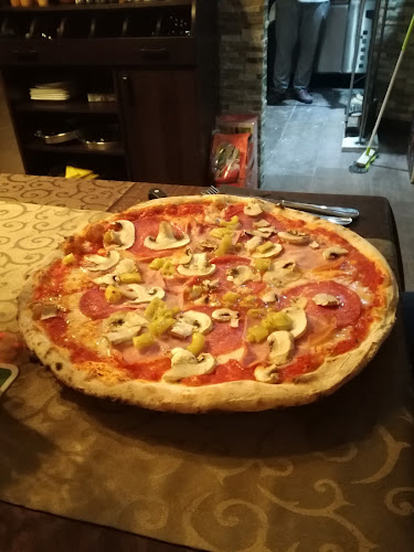 Ristorante-Pizzeria Da Niki - Gastronomie und Hotellerie