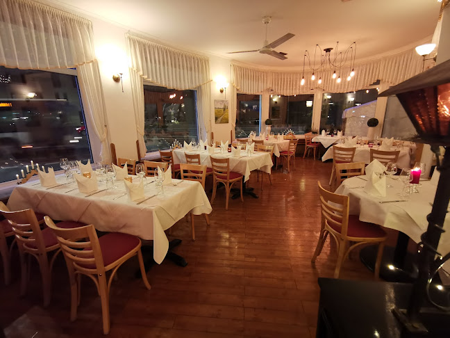 Opinii despre Restaurant Ethno in der Trotzburg în Moers - Gastronomie und Hotellerie