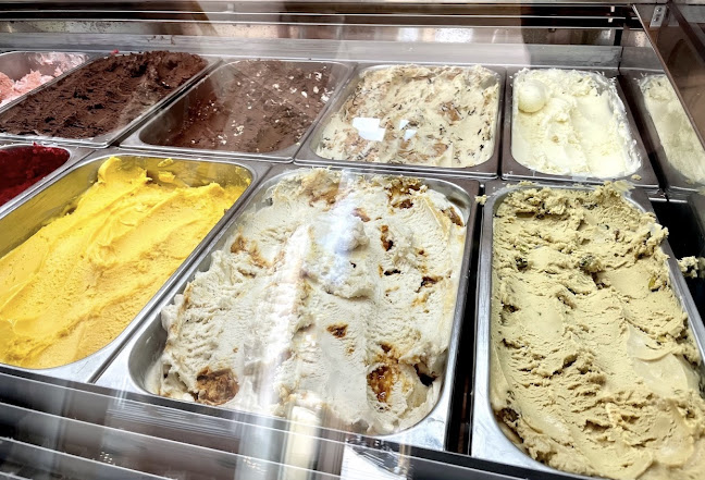 Eispatisserie Hokey Pokey Mitte