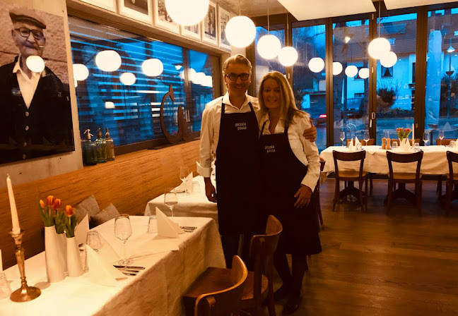 PICCOLA PAUSA - caffè panini aperitivi