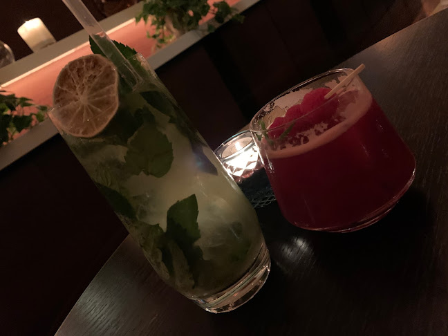 [m]eatery restaurant & botanist bar Hamburg - Hamburg