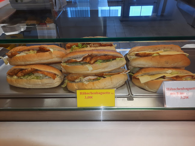 Opinii despre Cafeteria (öffentlich) im BSZ în Limbach-Oberfrohna - Gastronomie und Hotellerie