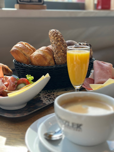 Opinii despre Kreuzer's Backhäusla - im fritz Einkaufszentrum în Kulmbach - Gastronomie und Hotellerie