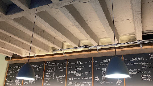 Comentarii opinii despre EISLUST