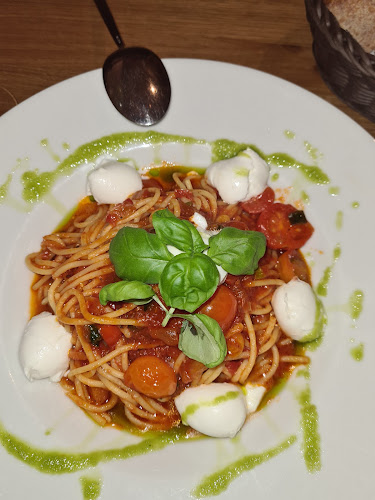 Maximilianstraße 31, 86150 Augsburg