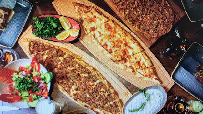 Opinii despre Sofra Döner Pizza Pide Haus Ditzingen în Ditzingen - Gastronomie und Hotellerie