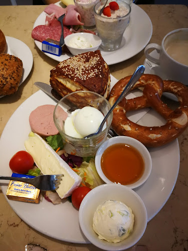 Opinii despre Familienbäckerei Kistenpfennig în Neufahrn bei Freising - Gastronomie und Hotellerie