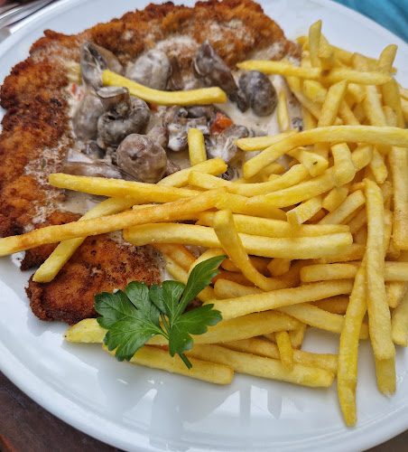 Opinii despre Restauration Kopernikus - Restaurant & Biergarten în Nürnberg - Gastronomie und Hotellerie