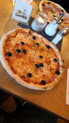 Restaurant Pizzeria Antica - Gastronomie und Hotellerie