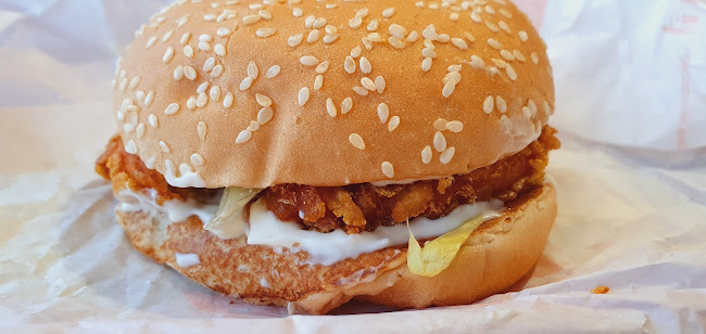 Opinii despre BURGER KING (Drive-In) Pirmasens în Pirmasens - Gastronomie und Hotellerie