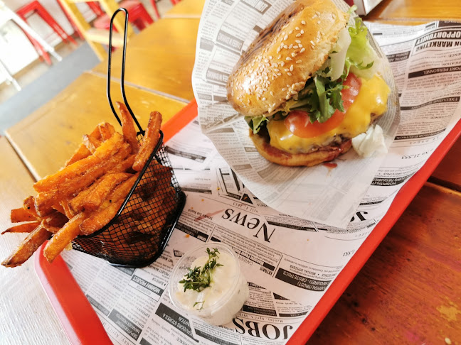 Opinii despre Monkey‘s Burger în Obertshausen - Gastronomie und Hotellerie