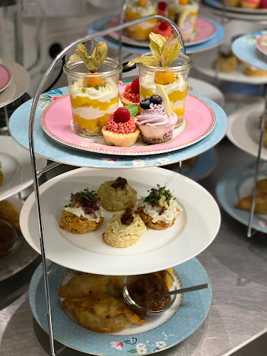Opinii despre Eaton Place Café und Tearoom în Hamburg - Gastronomie und Hotellerie