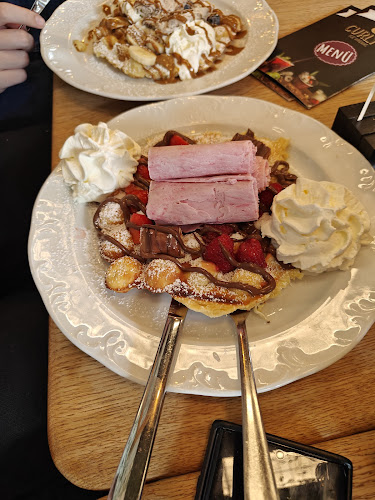 Comentarii opinii despre Curly's the Store