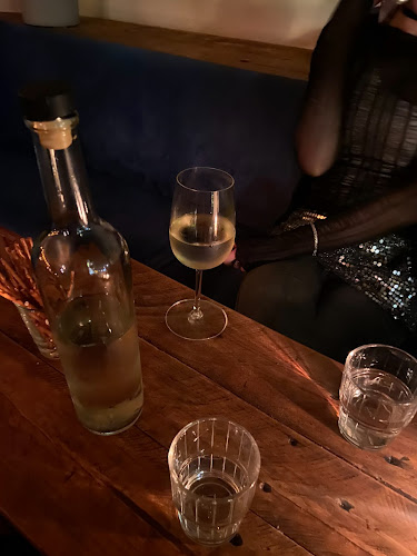 Opinii despre Ω Bar - Omega Bar în Berlin - Gastronomie und Hotellerie