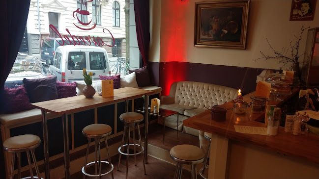 Comentarii opinii despre Caveedel