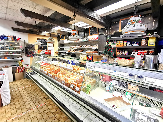 Hartmut Hanselmann - Bäckerei u. Lebensmittel - Simmersfeld