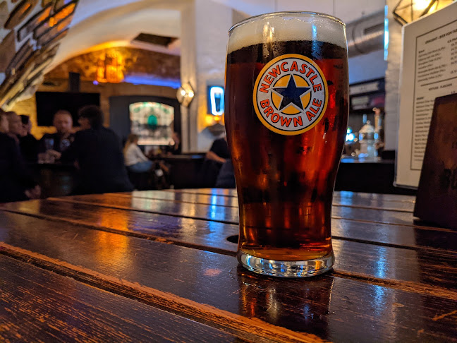 Opinii despre Molloy's Irish Pub în Straubing - Gastronomie und Hotellerie