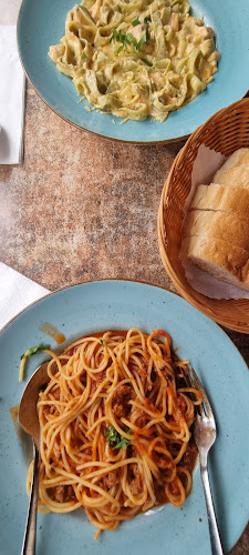 Opinii despre La Piccola în Berlin - Gastronomie und Hotellerie