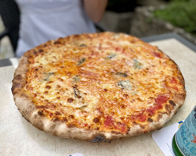 La Commedia Pizzeria Restaurant - Gastronomie und Hotellerie