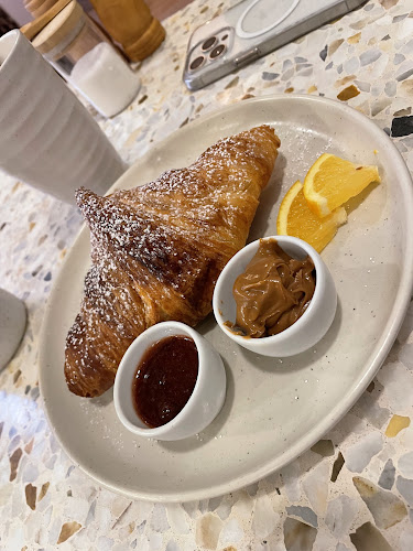 Comentarii opinii despre Yollie - Popice Café & Concept Store