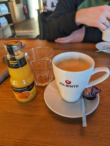 Opinii despre Joliente Kaffeerösterei în Rieste - Gastronomie und Hotellerie
