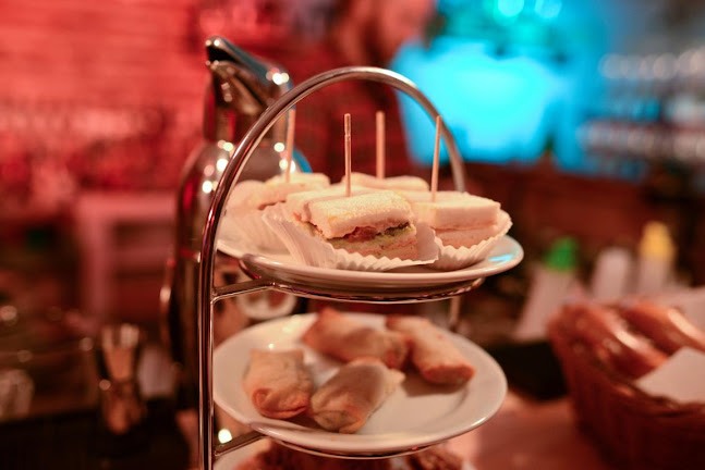 Comentarii opinii despre IN-LIVE Cocktailschule - Cocktailkurse und Tasting Frankfurt