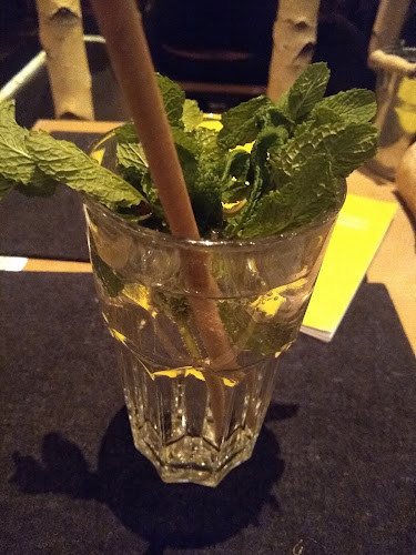 HANS IM GLÜCK - ESSEN Kennedyplatz - Gastronomie und Hotellerie