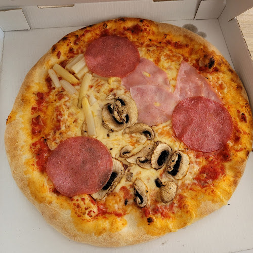 Opinii despre Pizza Express Kenzingen - Ristorante Da Luciano în Stuttgart - Gastronomie und Hotellerie