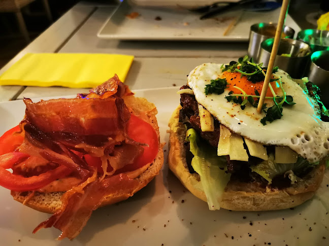 Comentarii opinii despre Brick House