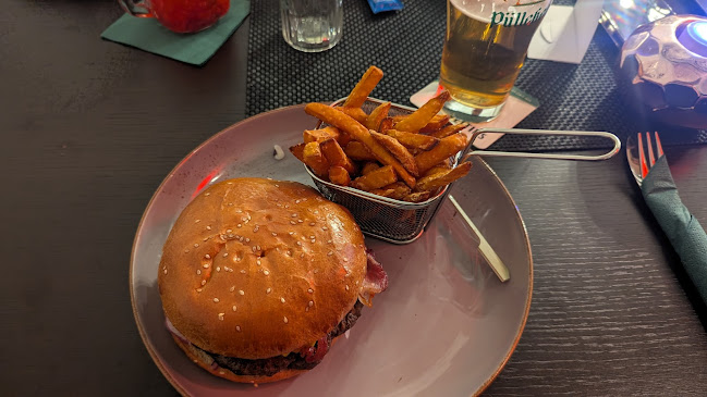 Opinii despre Basement - Burgerhouse und Cocktailbar în Ingelheim am Rhein - Gastronomie und Hotellerie