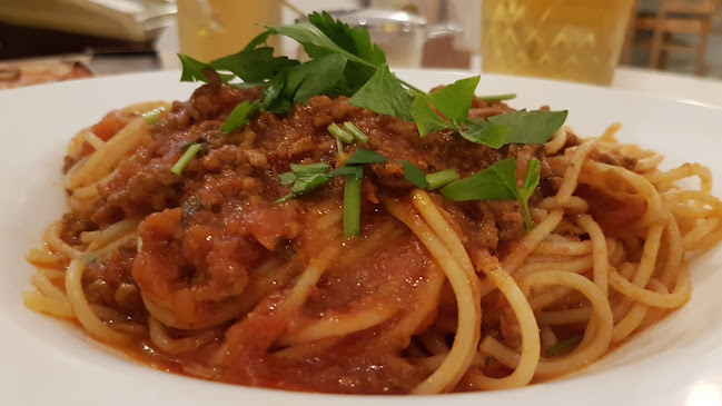 Opinii despre Pizzeria Bistro La Taverna în Hanau - Gastronomie und Hotellerie