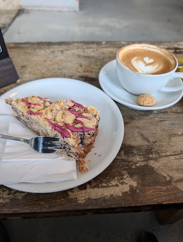 Café LIVRES - Gastronomie und Hotellerie