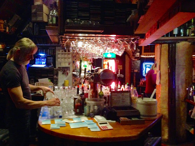 Opinii despre Charlys Musikkneipe în Oldenburg - Gastronomie und Hotellerie