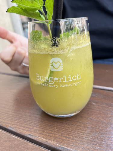 Comentarii opinii despre Burgerlich