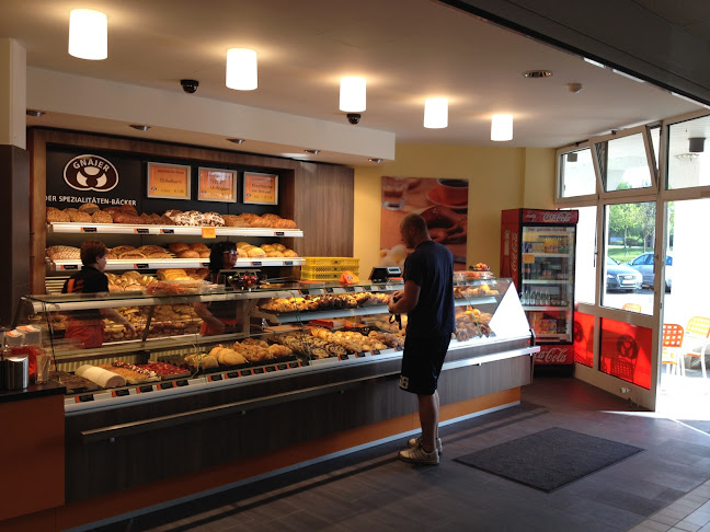 Bäckerei Gnaier im Hohe Wart Center Herbrechtingen - Gastronomie und Hotellerie