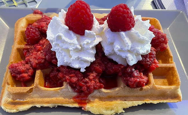 Opinii despre Cinderella‘s Café Bubbletea & Bubblewaffle în Landsberg am Lech - Gastronomie und Hotellerie