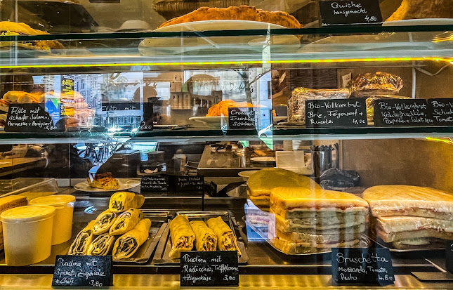 Comentarii opinii despre Pâtisserie | Café Dukatz