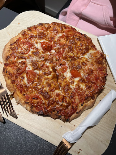 Opinii despre Zelle Bar & Kitchen în Neckarsulm - Gastronomie und Hotellerie