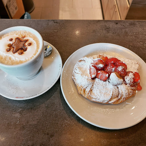 Opinii despre Kampmann`s Marktbäckerei în Dieburg - Gastronomie und Hotellerie