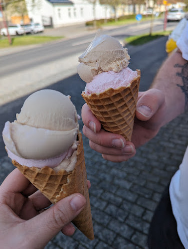 Gasthof & Eisdiele Grüner Baum