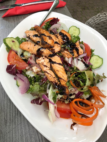 Rossini Cafe Ristorante - Gastronomie und Hotellerie