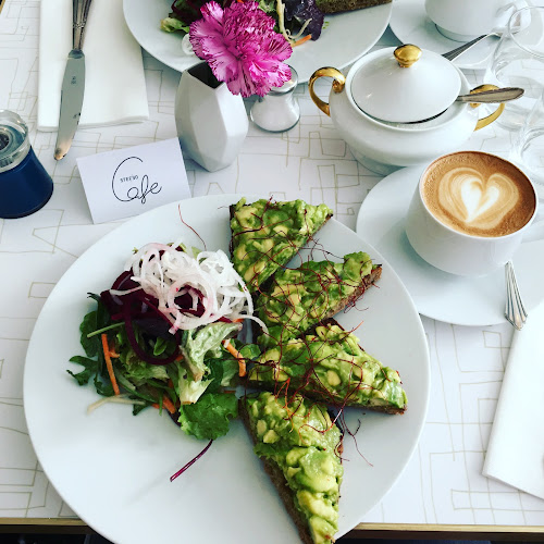 Opinii despre Ex Stereo Café now Cafe@Belstaff în München - Gastronomie und Hotellerie