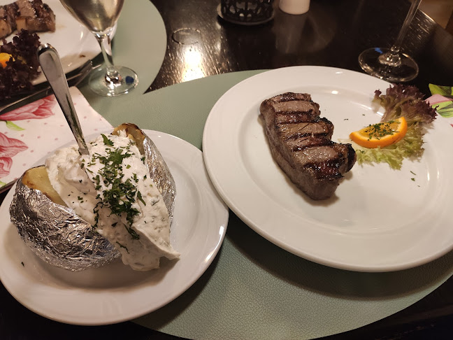 Unter den Ulmen 15, 33330 Gütersloh