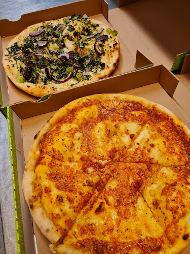 DEBI'S TSG Stadiongaststätte